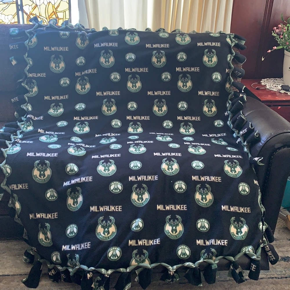 🏀Milwaukee Bucks basketball team fleeceBlanket. Milwaukee bucks.Milwaukee Bucks🏀